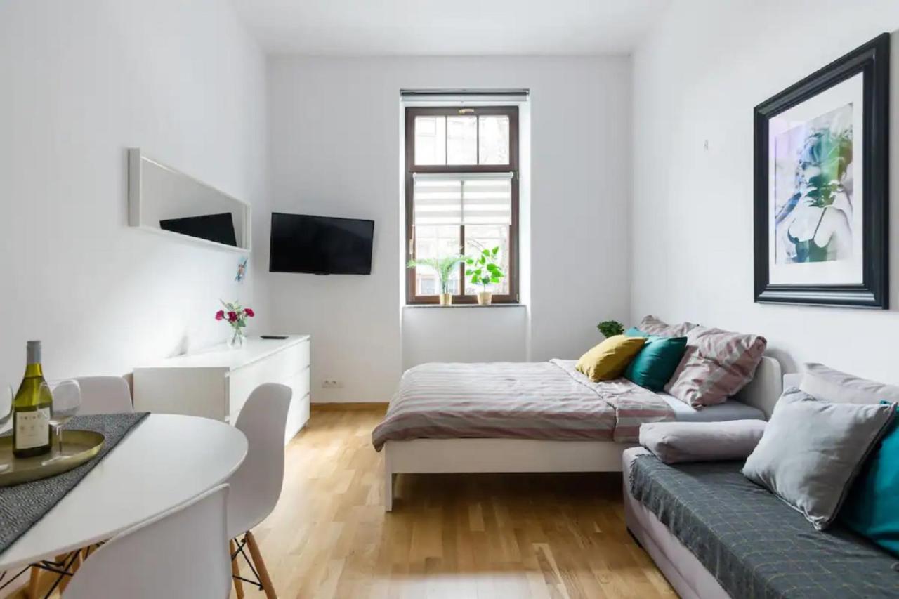 Discover Krakow Apartments - 5 Borowickiej St - Studio Next To Opera And Unity Centre Eksteriør bilde