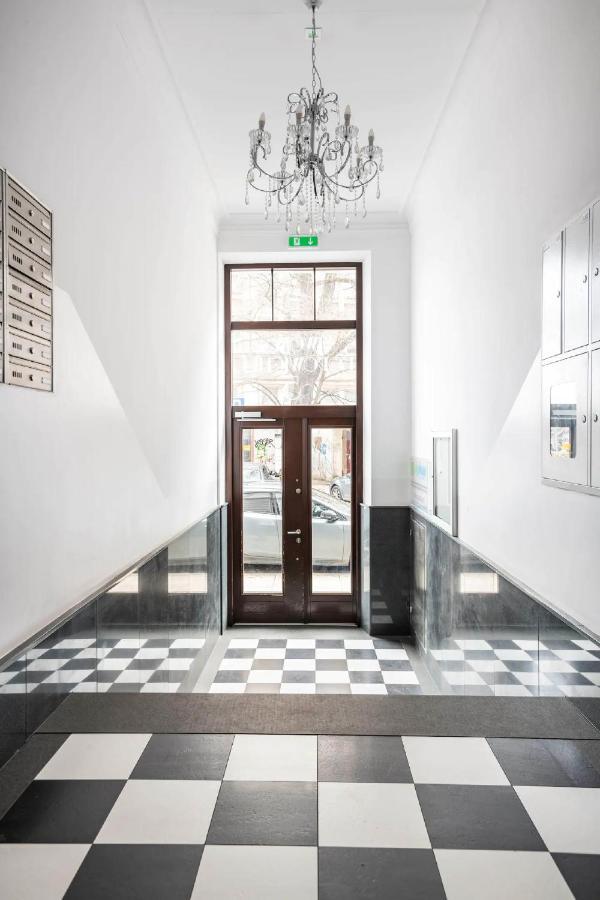 Discover Krakow Apartments - 5 Borowickiej St - Studio Next To Opera And Unity Centre Eksteriør bilde