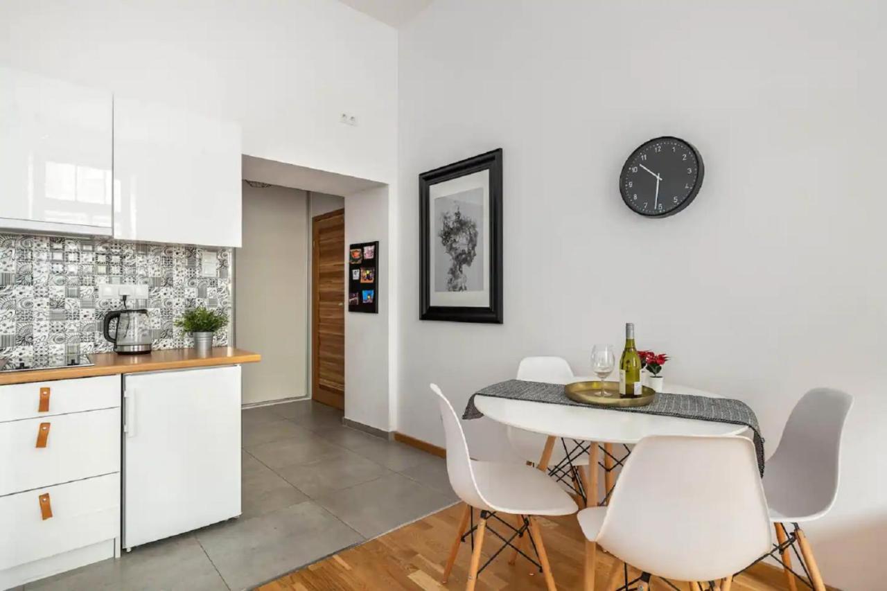 Discover Krakow Apartments - 5 Borowickiej St - Studio Next To Opera And Unity Centre Eksteriør bilde